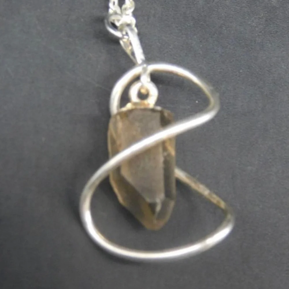 Vintage Smoky Quartz Pendant Necklace Silver‎ Tone 18”